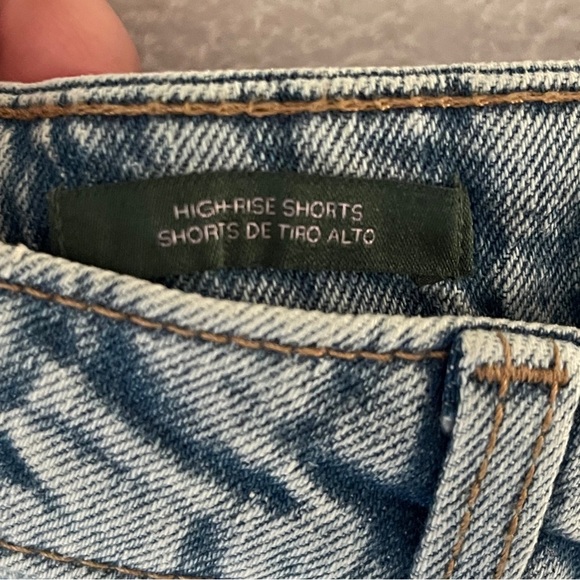 NWT Wild Fable High Rise Easy Rigid Cut Off Distressed Jean Shorts Women's 6 - Picture 9 of 11